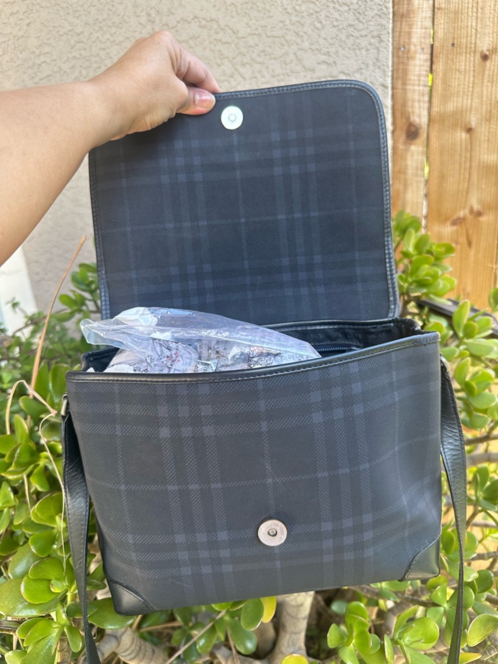 BURBERRY Vintage Black Plaid Crossbody Bag - Picture 5 of 12